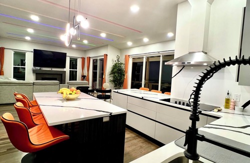 Mills River House | Hidden Crystal Mountain Creek Haven
