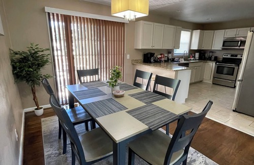 Portsmouth House | Hidden Gem A Comfortable 4bedroom home with a fenced-in yard.