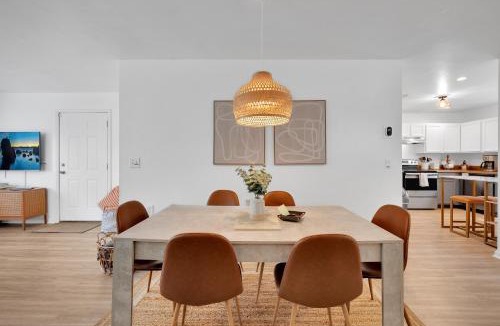 Jacksonville Beach House | {Hidden Gem} Beach Home Blocks from Ocean +6 Bikes