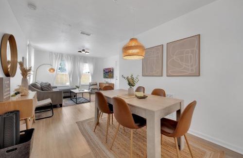 Jacksonville Beach House | {Hidden Gem} Beach Home Blocks from Ocean +6 Bikes