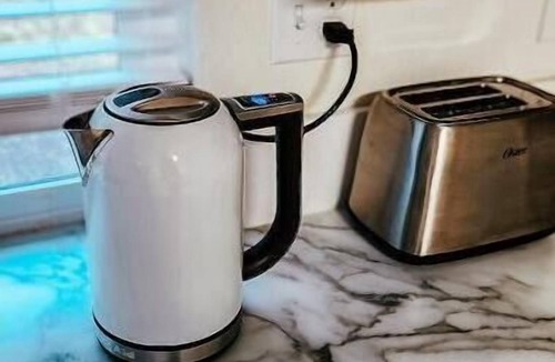 East Olympia House | Hidden Gem Duplex