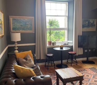 Dalavich Apartment | Hidden Gem