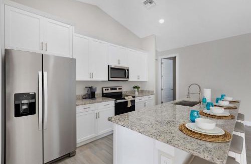 Bonita Springs House | Hidden Gem, Heated Pool & Spa - Enchanted El Dorado Retreat - Roelens