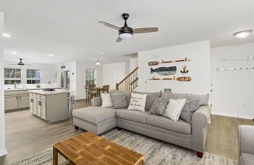 Captain's Cove House | Hidden Gem in Captain's Cove!