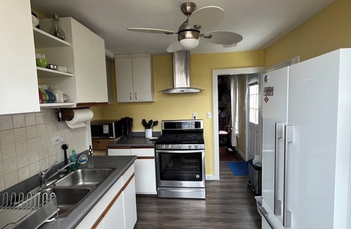 Crystal Beach House | Hidden gem in Crystal beach! Bay Beach Hideaway NO. STR 2020-0102