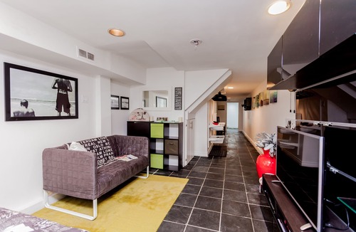 Bickford Park House | Hidden Gem In Sought-After Little Italy