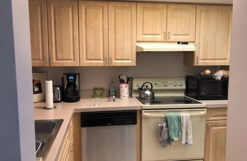 Park East Villa | Hidden Gem - in the Downtown District