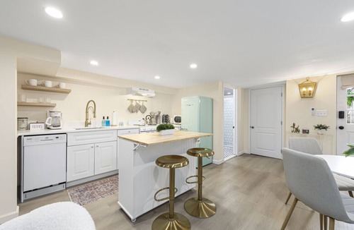 Old Town West Apartment | Hidden Gem Nestled in Old Town, Alexandria - 1 BR/1BA