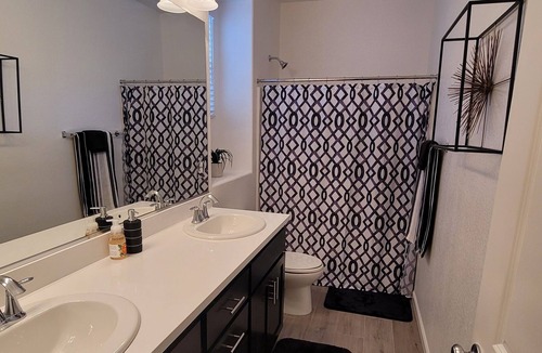 Southwestern Sacramento House | Hidden Gem of Sacramento