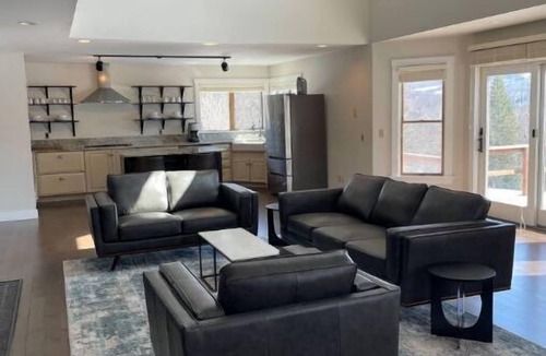 East Burke House | Hidden Gem on Darling Hill w/Direct Kingdom Trails Access Luxe Home & location