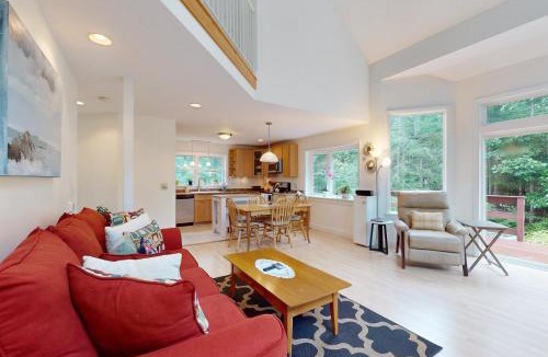 Bayville House | Hidden Gem Retreat