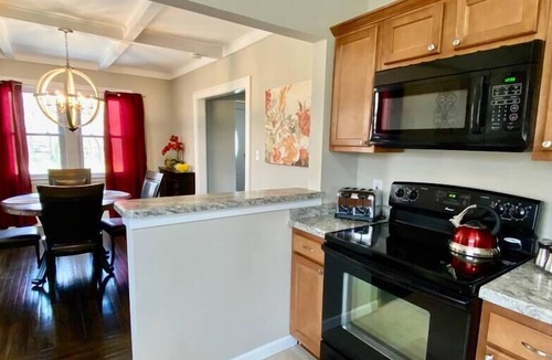 Rotterdam House | Hidden Gem: Secluded Home Steps from Bike Path