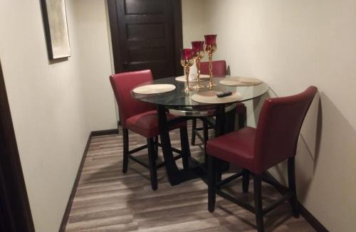 Middletown House | Hidden Gem