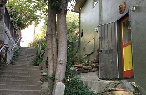 Lakeshore Apartment | Hidden Gem