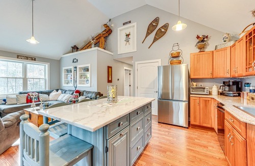 Campton House | Hidden Gem! Waterville Estates home with Views!nDog friendly!