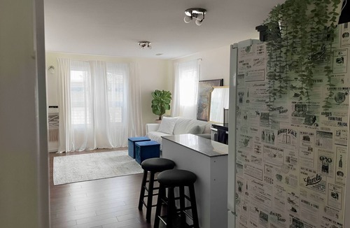 Hidden Valley House | Hidden Gem with Private and Peaceful Walk-out