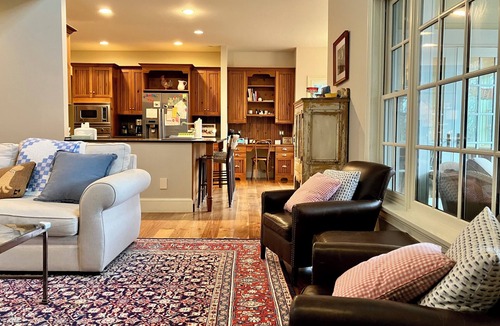 Manchester Center House | Hidden Gem with Sprawling Views in Manchester VT - Spacious 5 Bedroom House!