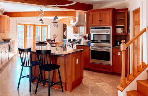 Baptistown House | Hidden Haven Retreat-Luxury Awaits