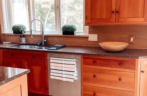 Baptistown House | Hidden Haven Retreat-Luxury Awaits