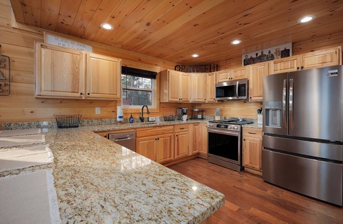 Mineral Bluff Cabin | Hidden Hearts - Mineral Bluff