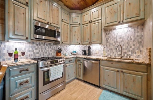 Smithville Cabin | Hidden Hills Hideaway- Broken Bow/Hochatown- 2bd