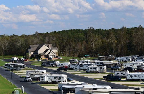 Cottonwood Hotel | Hidden Hollow RV Park