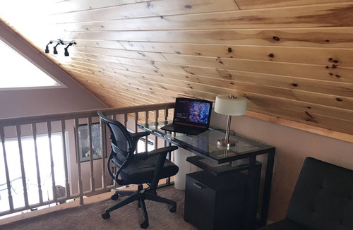 Town of Smyrna House | Hidden LakeFront Retreat