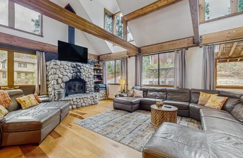 Fern Valley House | Hidden Lodge