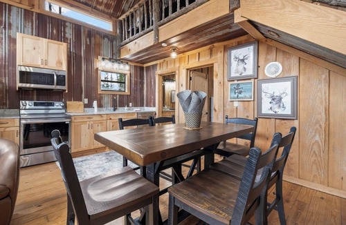 Abbeville Cabin | Hidden Oaks Majestic Cabin #3