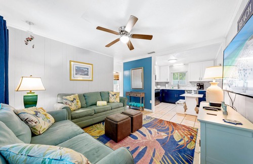 Siesta Key Condo | Hidden Paradise by Beachside Management