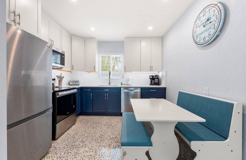 Siesta Key Condo | Hidden Paradise by Beachside Management