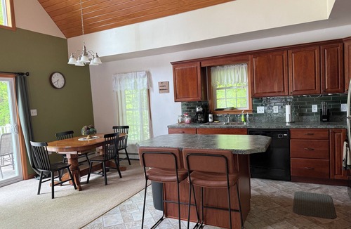 Town of Webb House | Hidden Pines