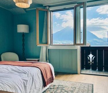 Merligen Apartment | Hidden Retreats The AlpGallery