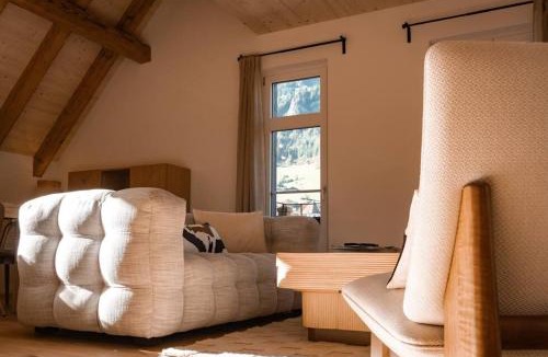 Frutigen Apartment | Hidden Retreats The Blausee