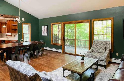 Brockton House | Hidden River Lodge at Hawk Mountain