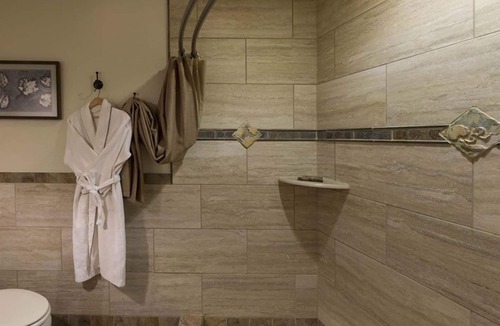 Hingham Bed & Breakfast | Hidden Serenity B&B