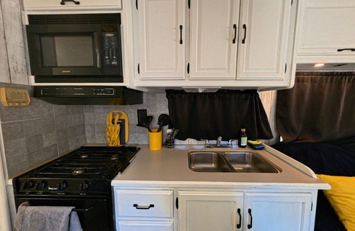 West Haven-Sylvan House | Hidden Sylvan Motorhome