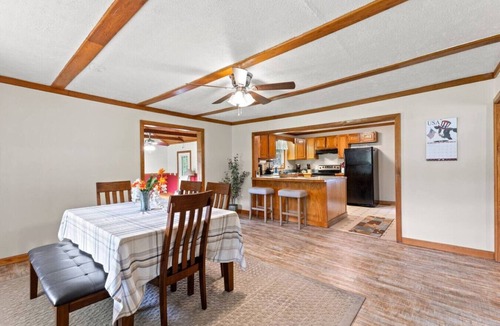 Clay City House | Hidden Treasure- Private Pool, Firepit, Pond, 1600 Acres