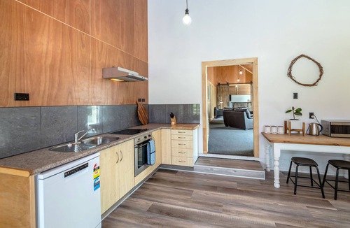 Martinborough House | Hidden Valley Getaway