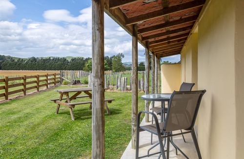 Martinborough House | Hidden Valley Getaway