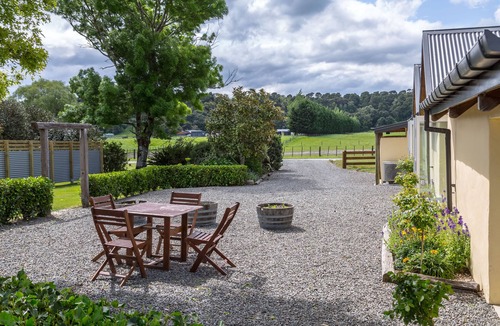 Martinborough House | Hidden Valley Getaway