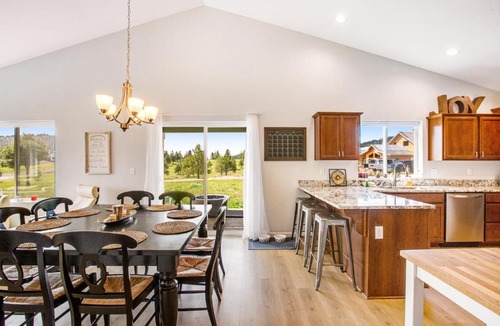 Cle Elum House | Hidden Valley Haven