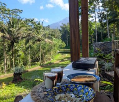 Tetebatu Hotel | Hide and Seek