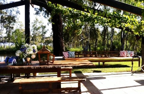 Kirwans Bridge Apartment | Hide & Seek Luxury Waterfront Villa & Retreat