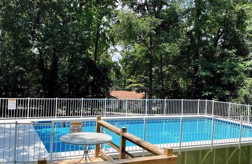 Montgomery House | Hideaway 3 BR w/Private Pool on wooded lot