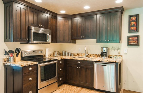 Sundance Cabin | Hideaway Above The Stream