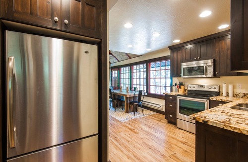 Sundance Cabin | Hideaway Above The Stream