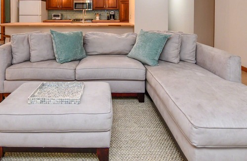 Lagoon Heights House | Hideaway At Meadow View Farm