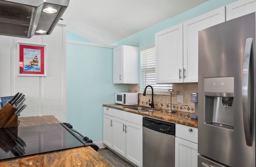 Rockport House | Hideaway at Redhead Road by Miss Kitty’s