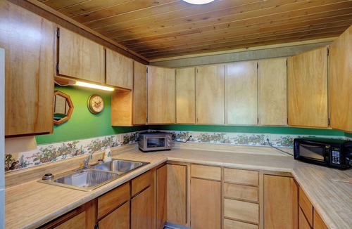 Buffalo House | Hideaway Cabin: Ruggedly Sophisticated Cabin with Mountain Views, Fire Pit, and Pets Invited Minutes to Buffalo & Trails.